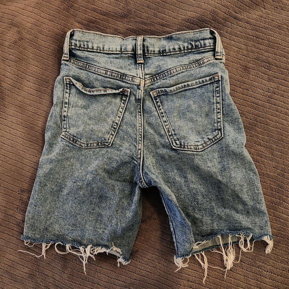 Distressed Cutoff Extra High Rise Button Closure Jean Shorts - Picture 2 of 3